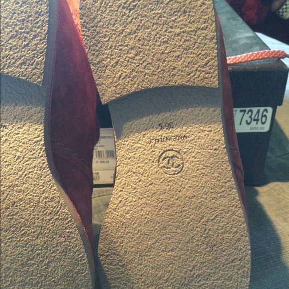 Burgundy Chanel boots - Picture 6 of 14